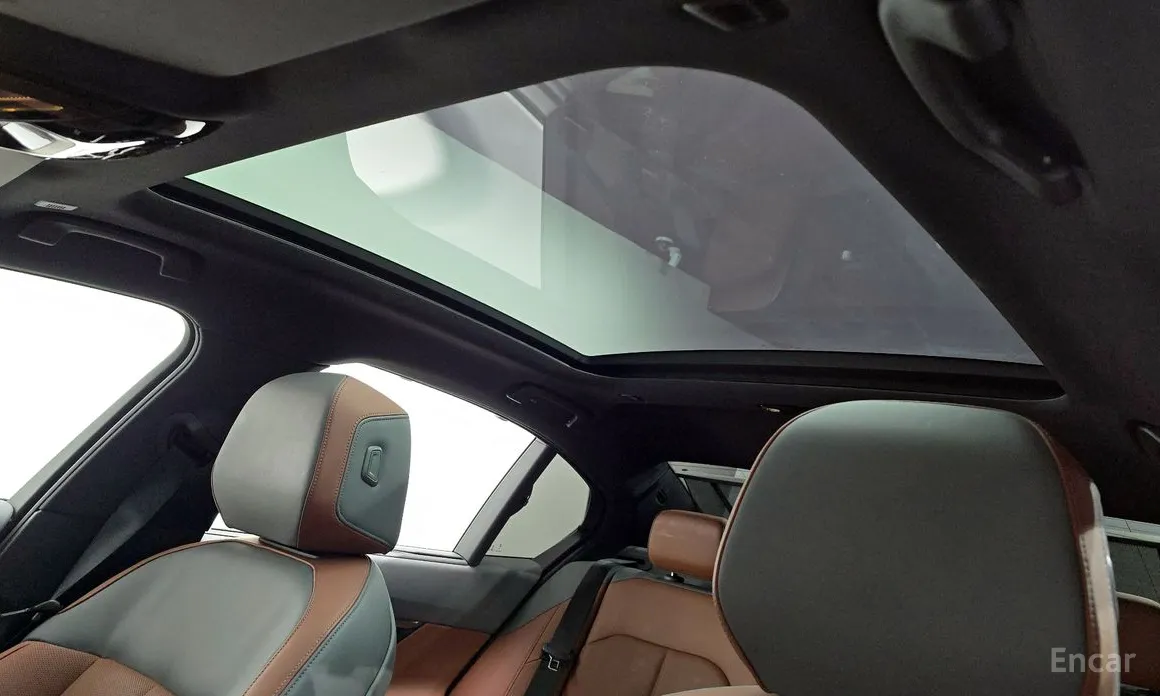 Фото 19 - BMW 5 Series