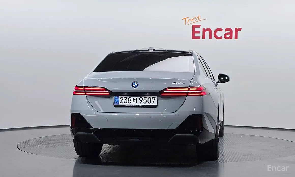 Фото 4 - BMW 5 Series