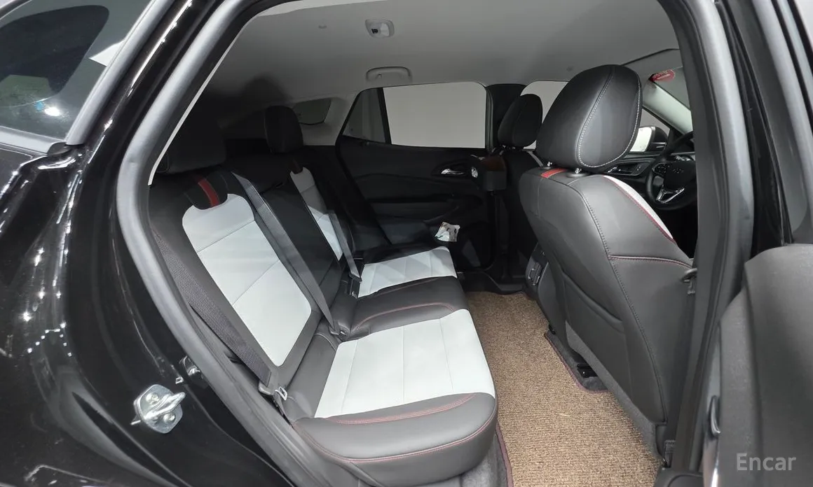 Фото 19 - Chevrolet Trax