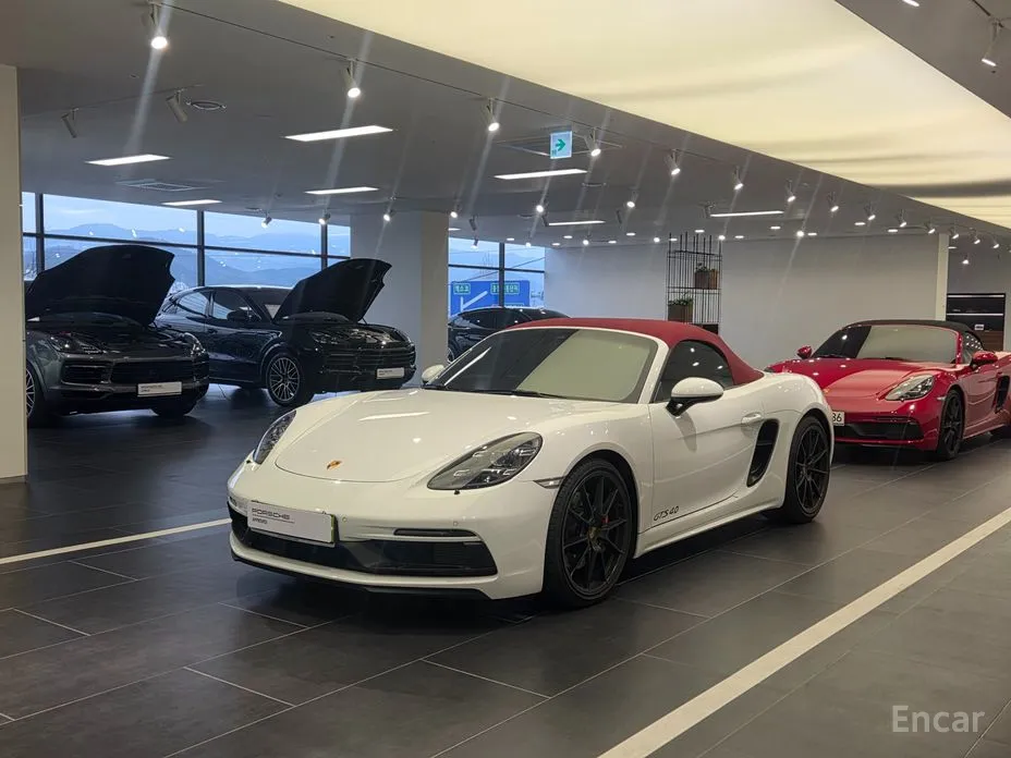 Фото 2 - Porsche 718