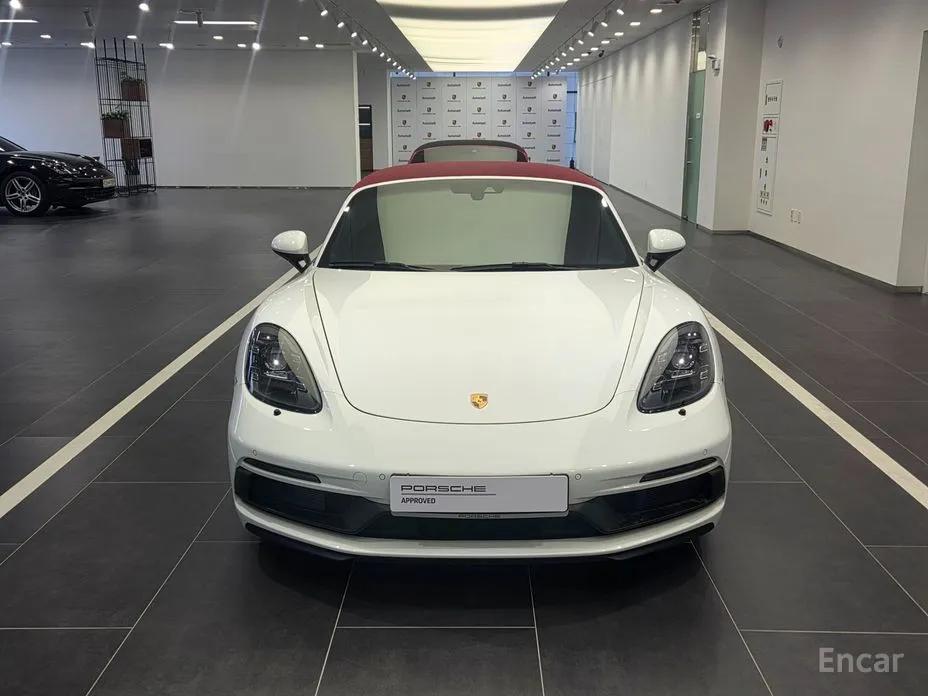 Фото 3 - Porsche 718