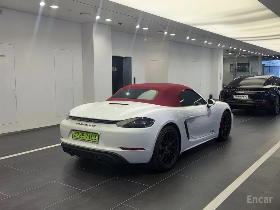 Фото 4 - Porsche 718