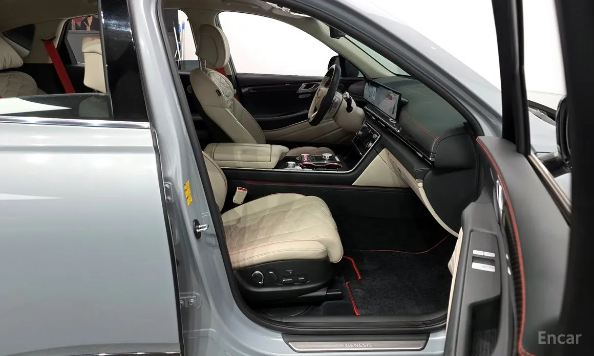 Фото 11 - Genesis GV80
