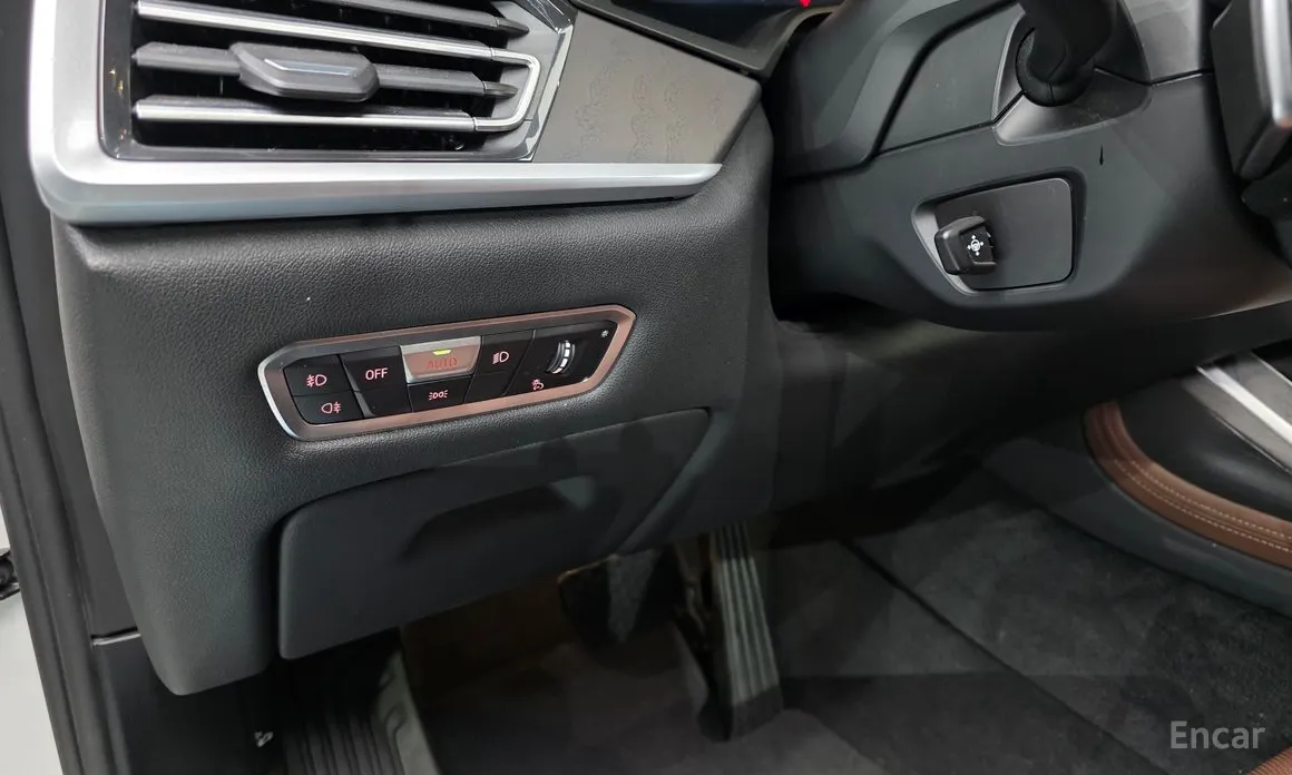 Фото 18 - BMW X7