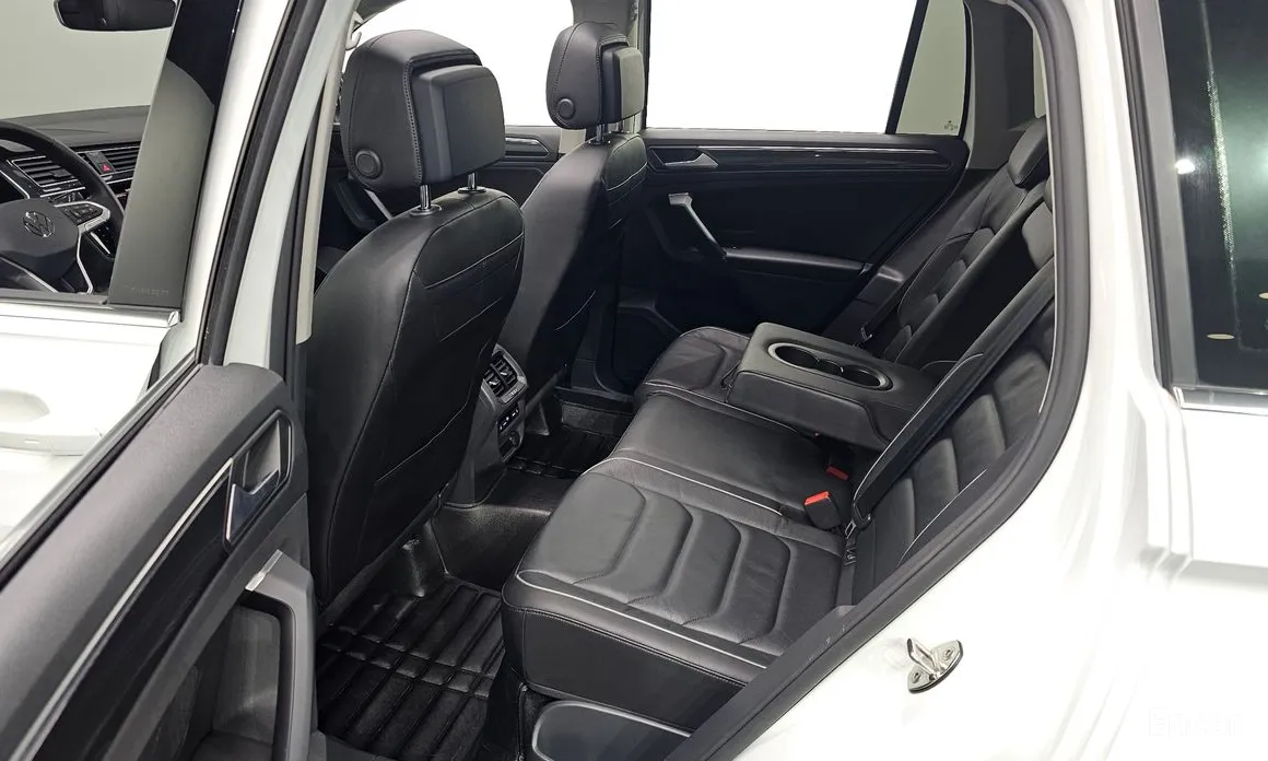 Фото 11 - Volkswagen Tiguan