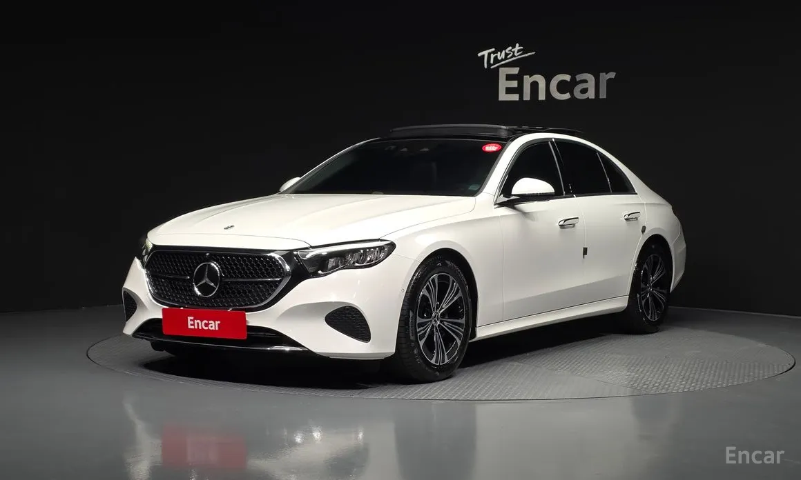 Фото 1 - Mercedes-Benz E-Class