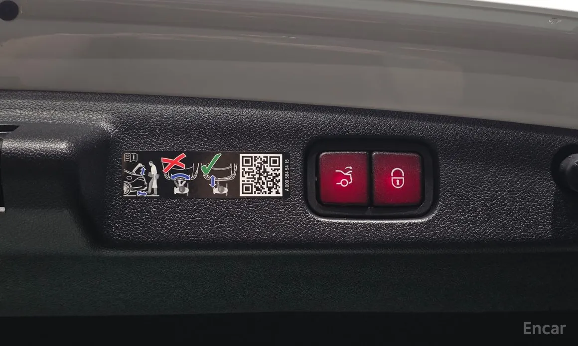 Фото 20 - Mercedes-Benz E-Class