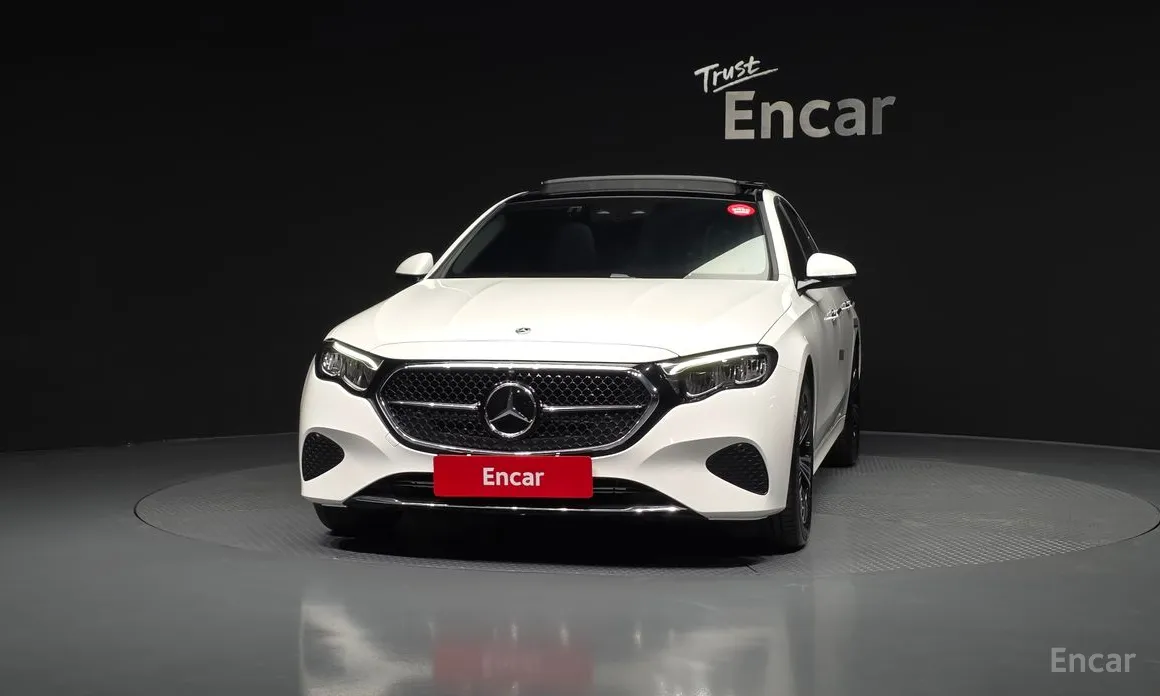 Фото 3 - Mercedes-Benz E-Class