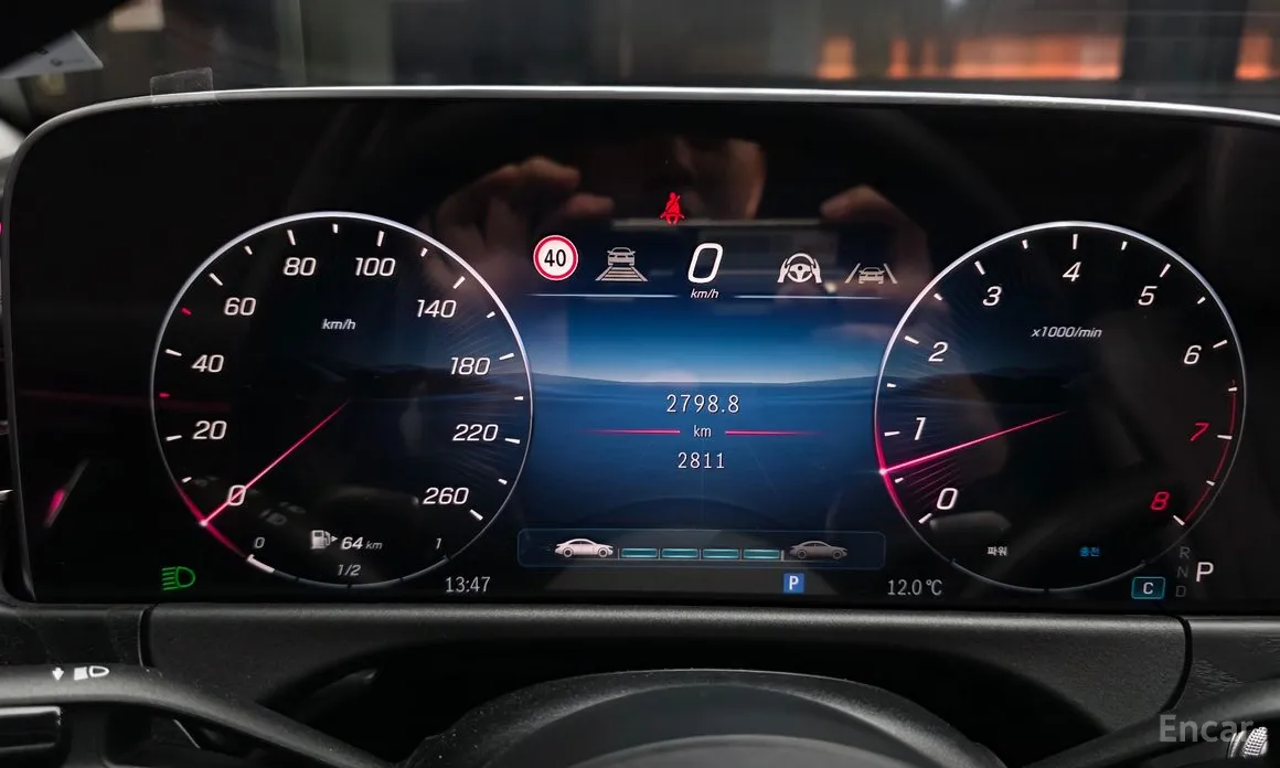 Фото 8 - Mercedes-Benz E-Class