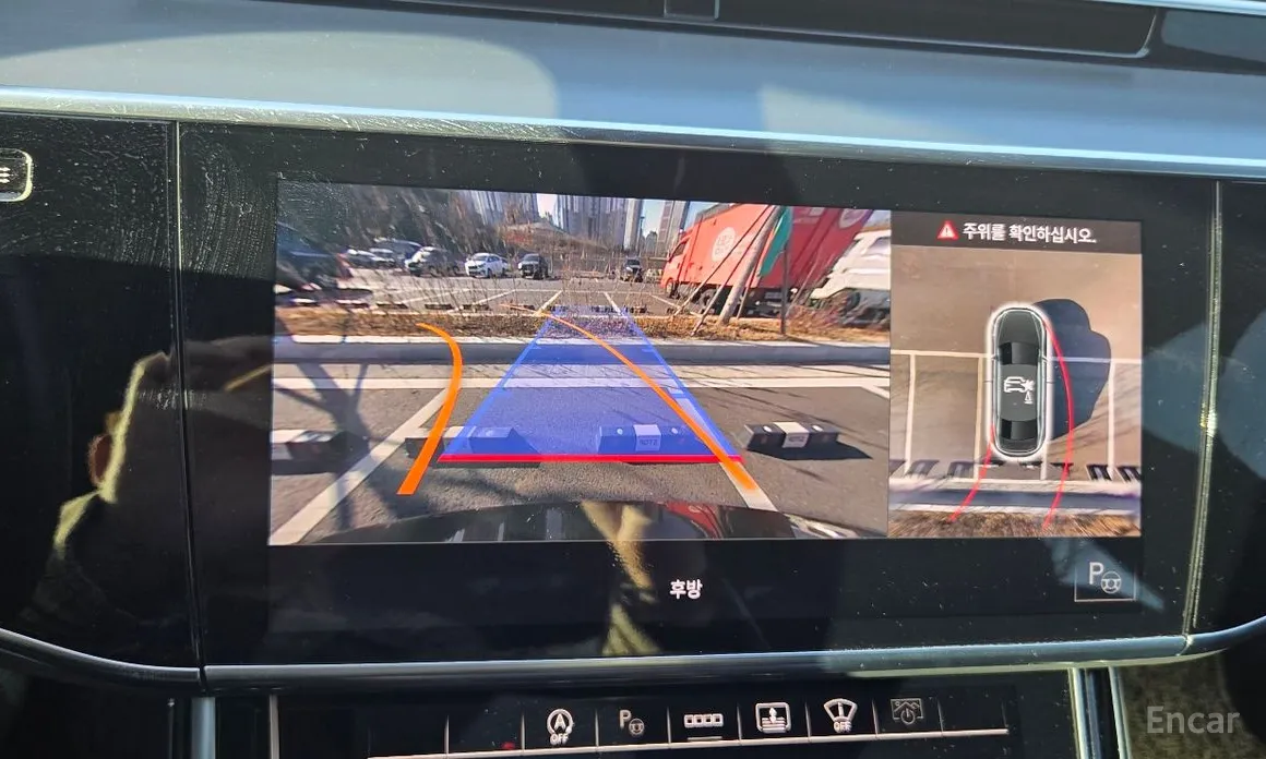 Фото 11 - Audi S8