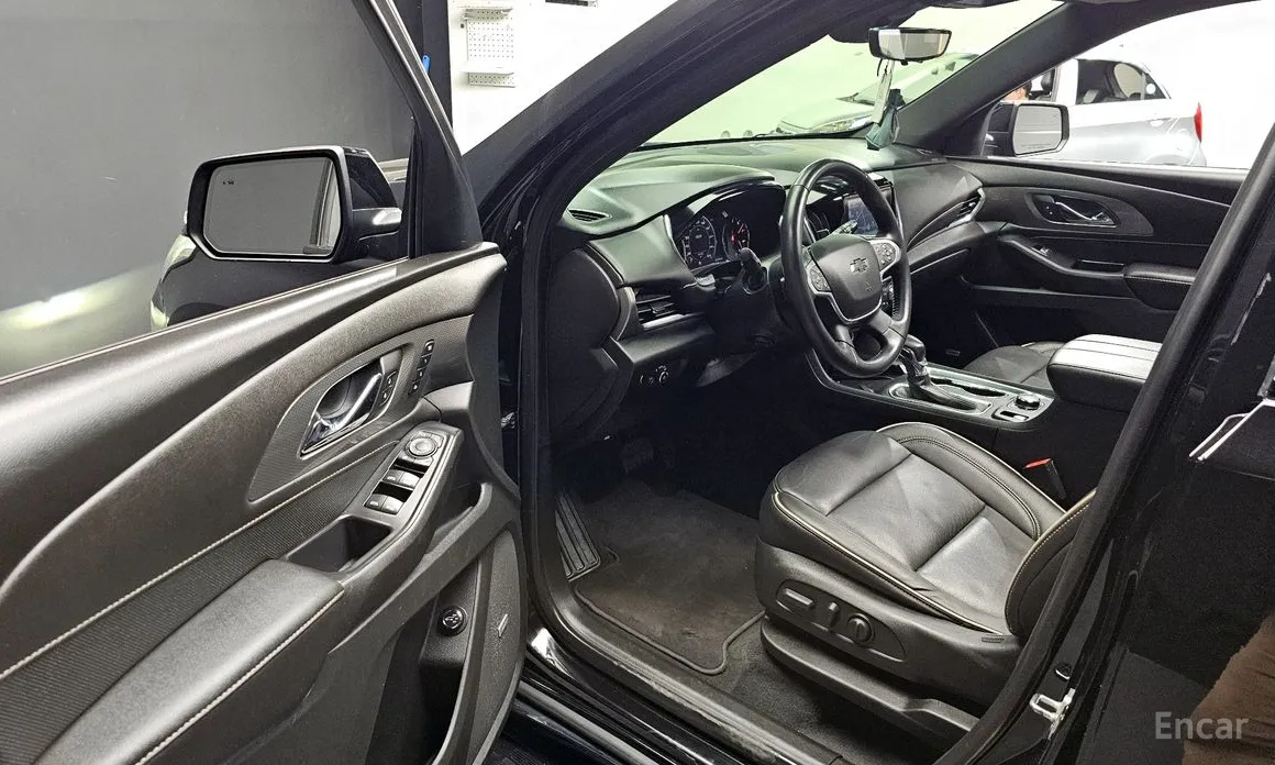 Фото 10 - Chevrolet Traverse