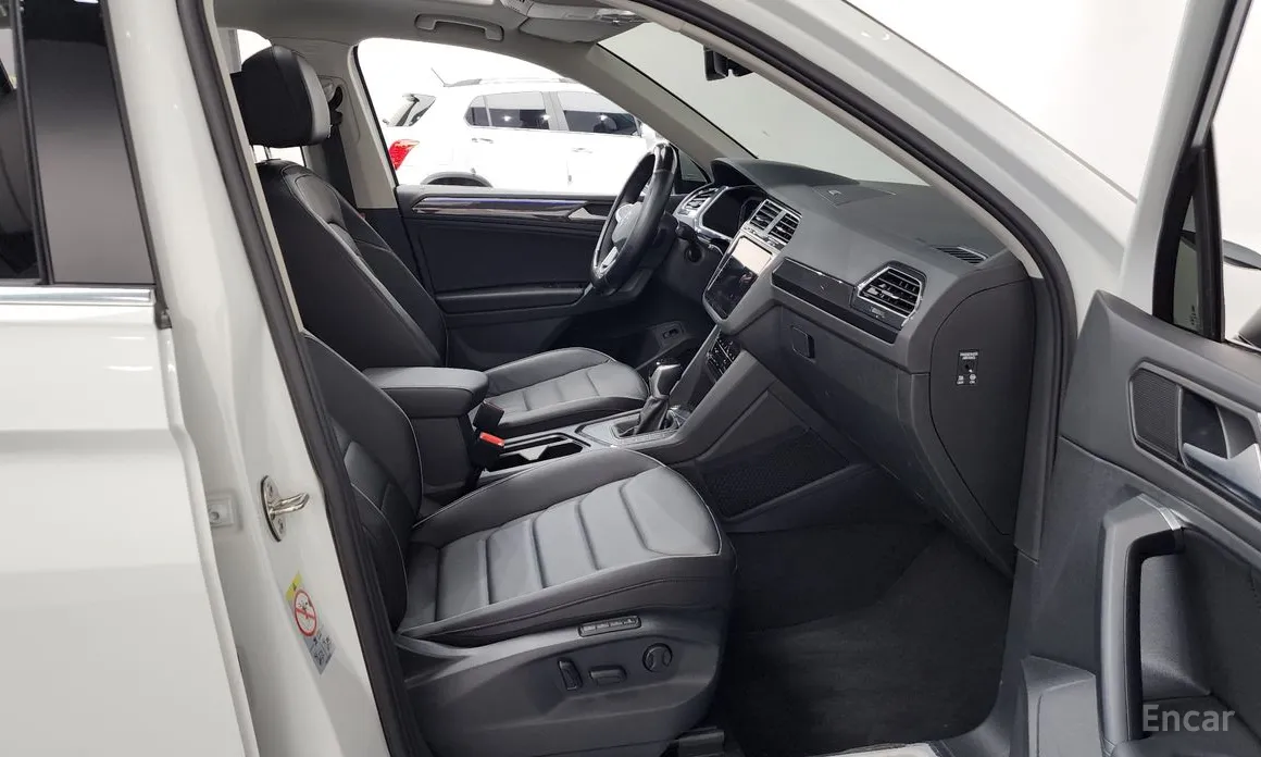 Фото 11 - Volkswagen Tiguan