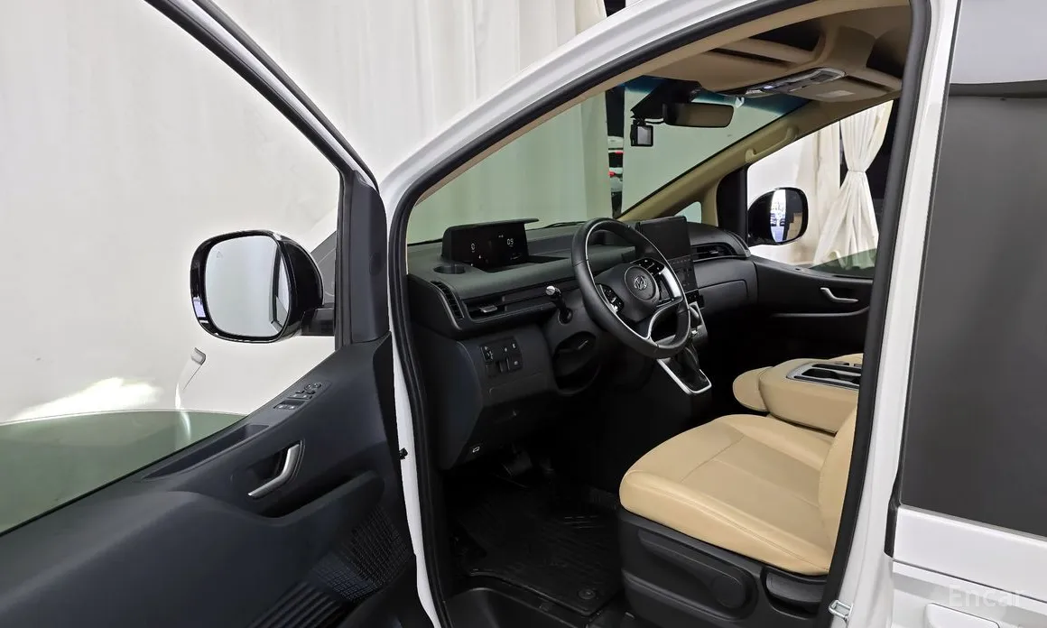 Фото 10 - Hyundai Staria