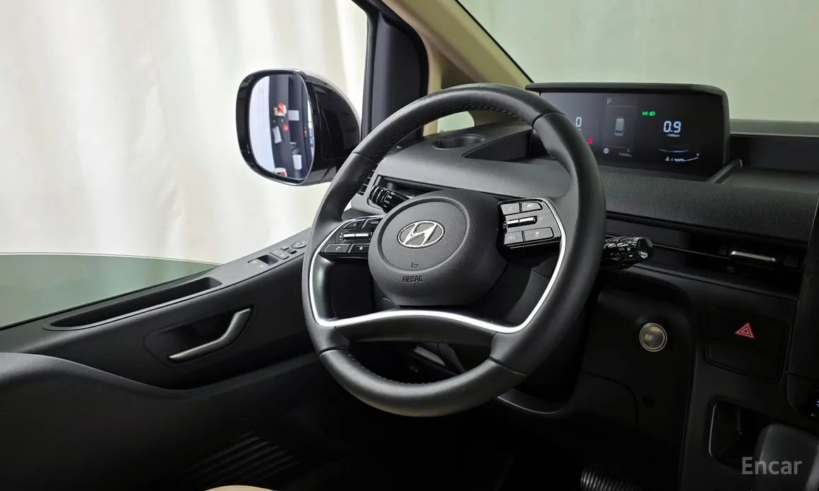 Фото 13 - Hyundai Staria