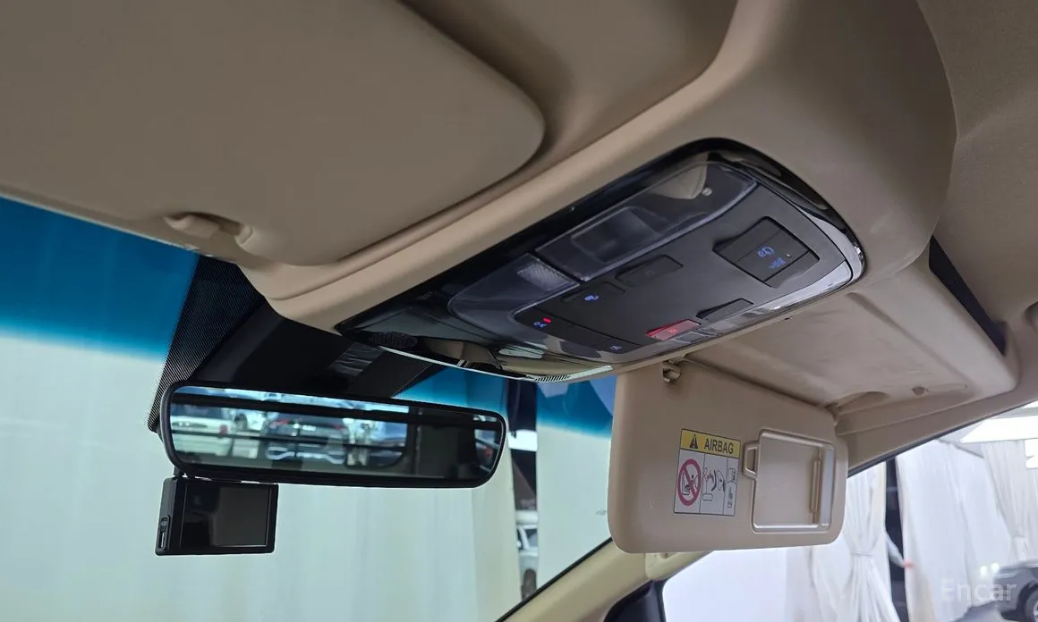 Фото 18 - Hyundai Staria