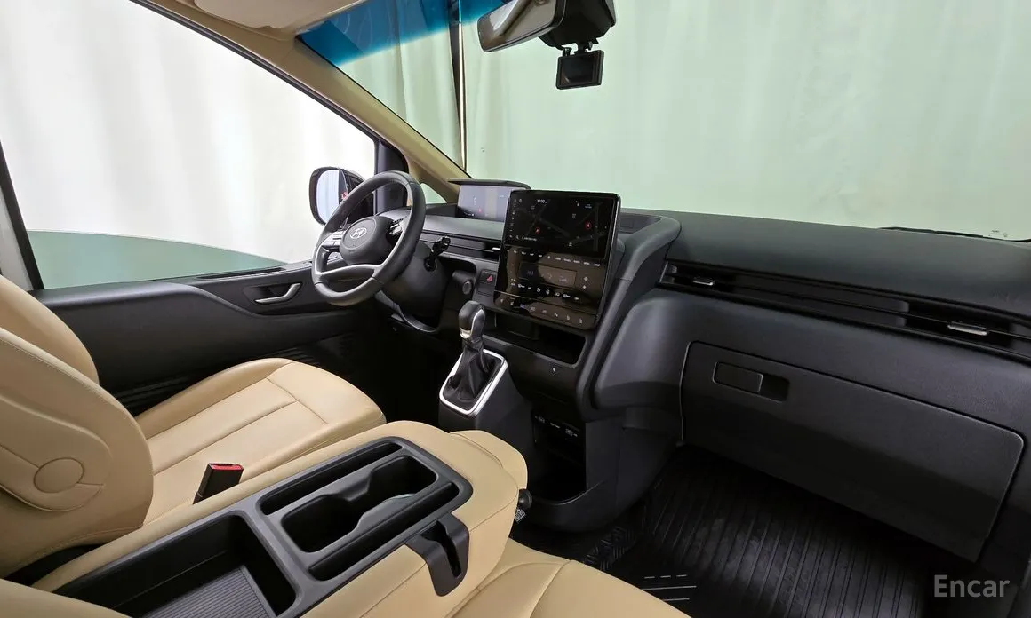 Фото 7 - Hyundai Staria