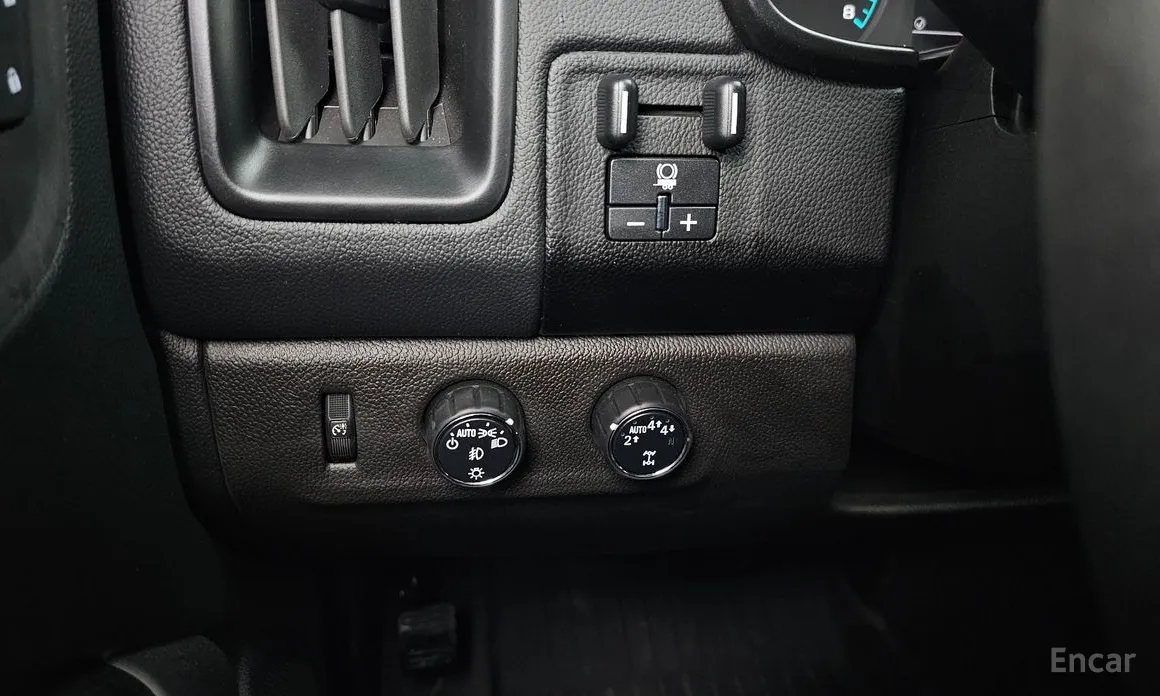 Фото 16 - Chevrolet Colorado