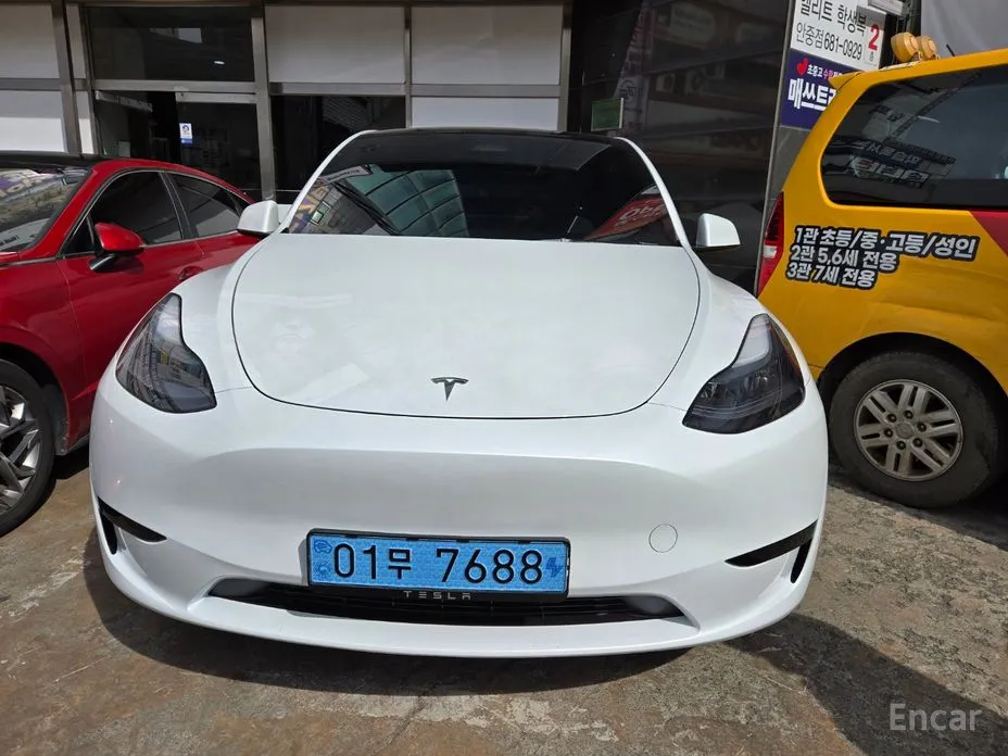 Фото 6 - Tesla Model Y