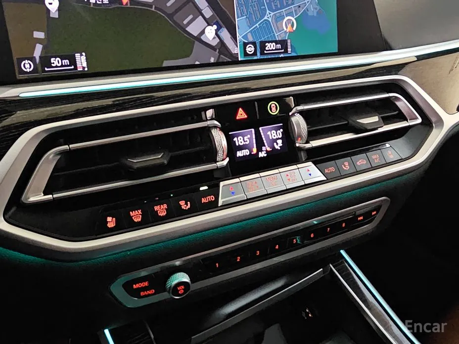 Фото 13 - BMW X7