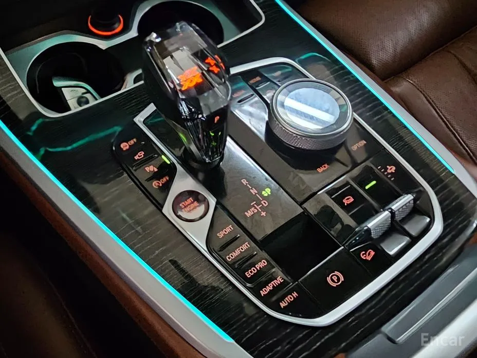 Фото 14 - BMW X7