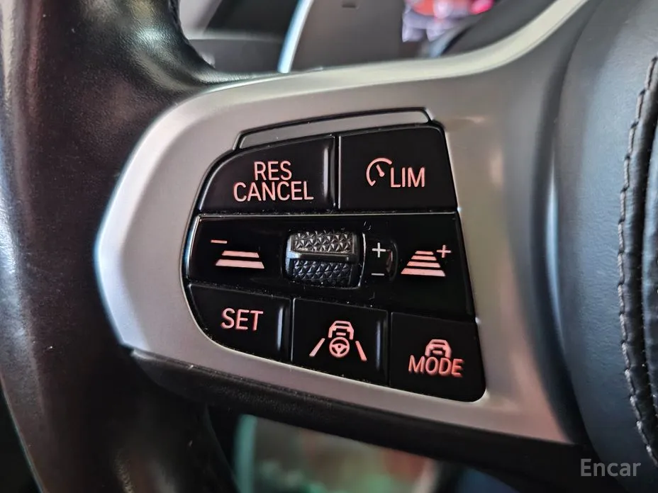 Фото 16 - BMW X7