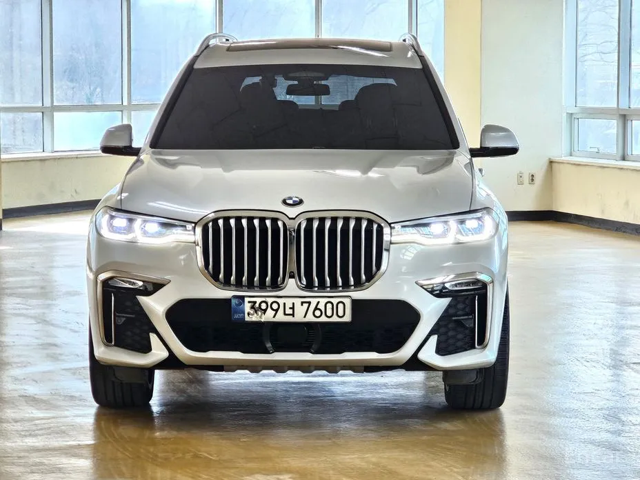 Фото 2 - BMW X7