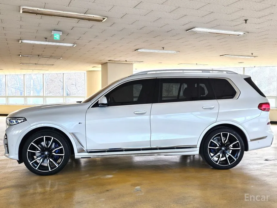 Фото 5 - BMW X7