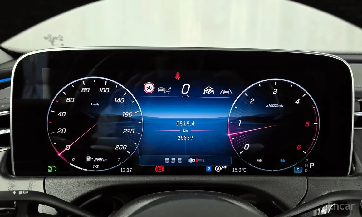 Фото 8 - Mercedes-Benz E-Class