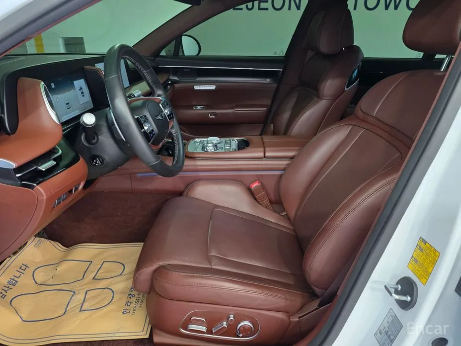 Фото 16 - Genesis G90