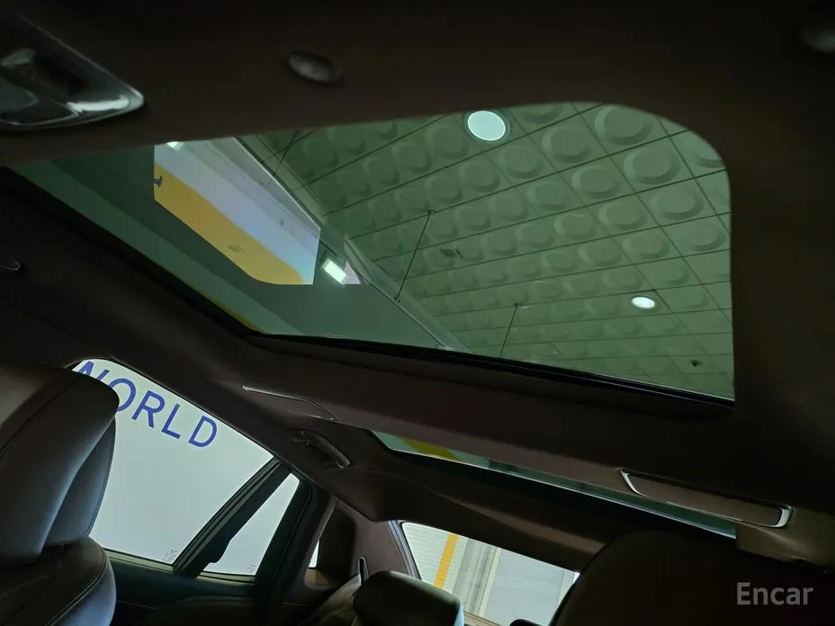 Фото 18 - Genesis G90