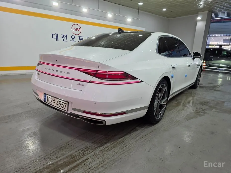 Фото 5 - Genesis G90