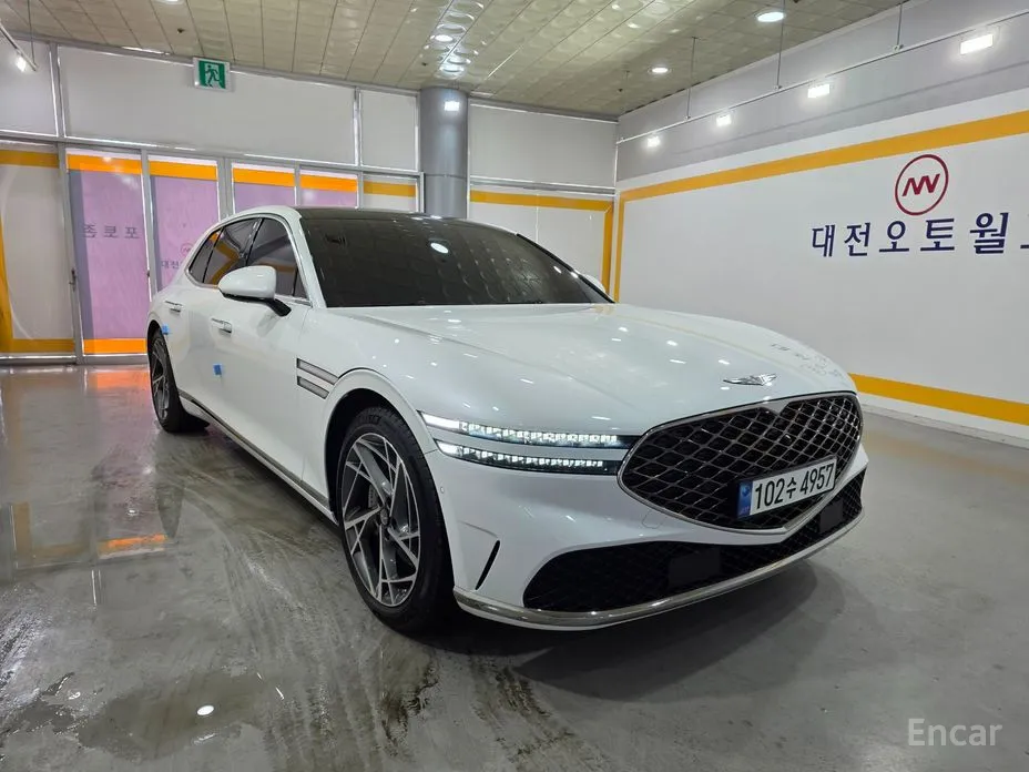 Фото 7 - Genesis G90