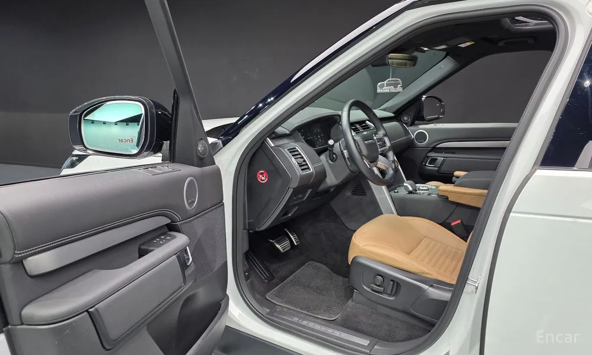 Фото 11 - Land Rover Discovery