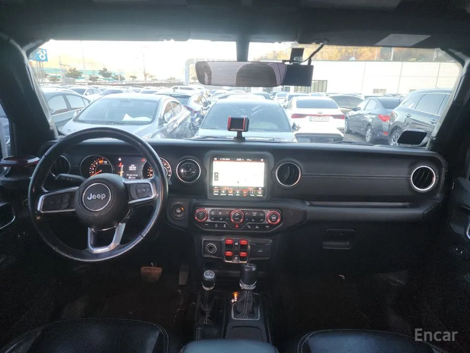 Фото 8 - Jeep Wrangler