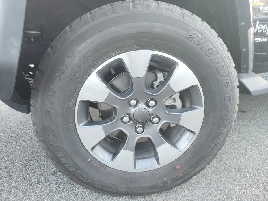 Фото 9 - Jeep Wrangler