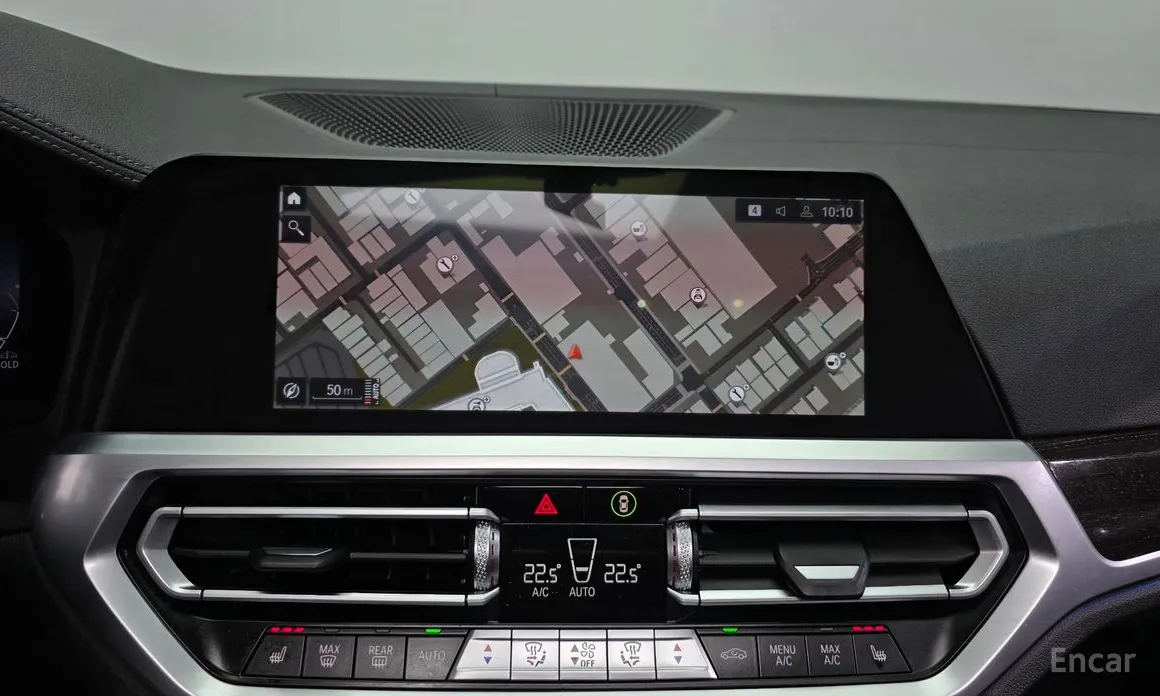 Photo 14 - BMW 3 Series