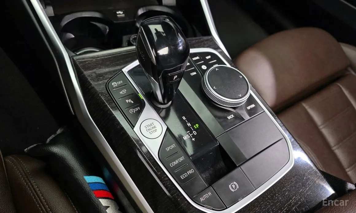 Photo 9 - BMW 3 Series