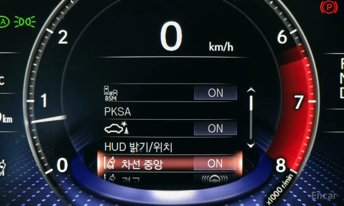 Фото 16 - Lexus LS