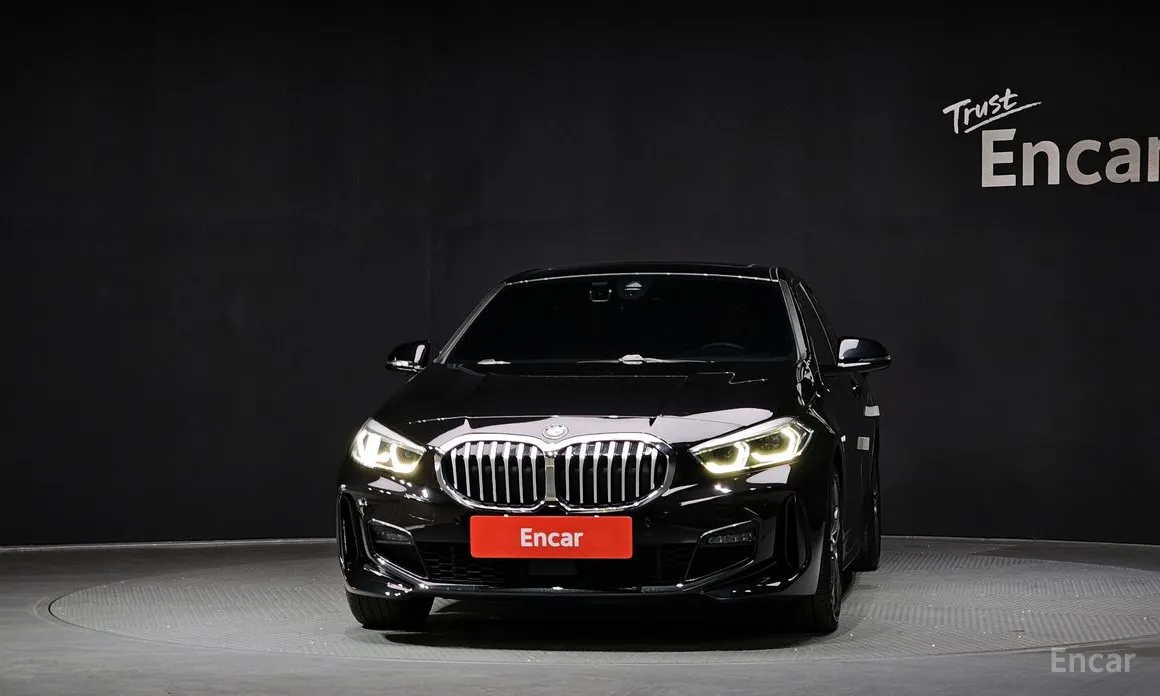 Фото 3 - BMW 1 Series