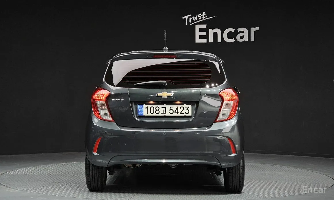 Фото 4 - Chevrolet Spark