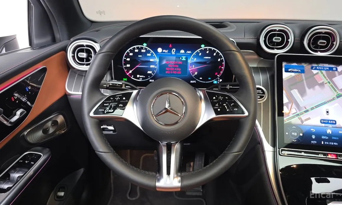 Фото 13 - Mercedes-Benz GLC-Class