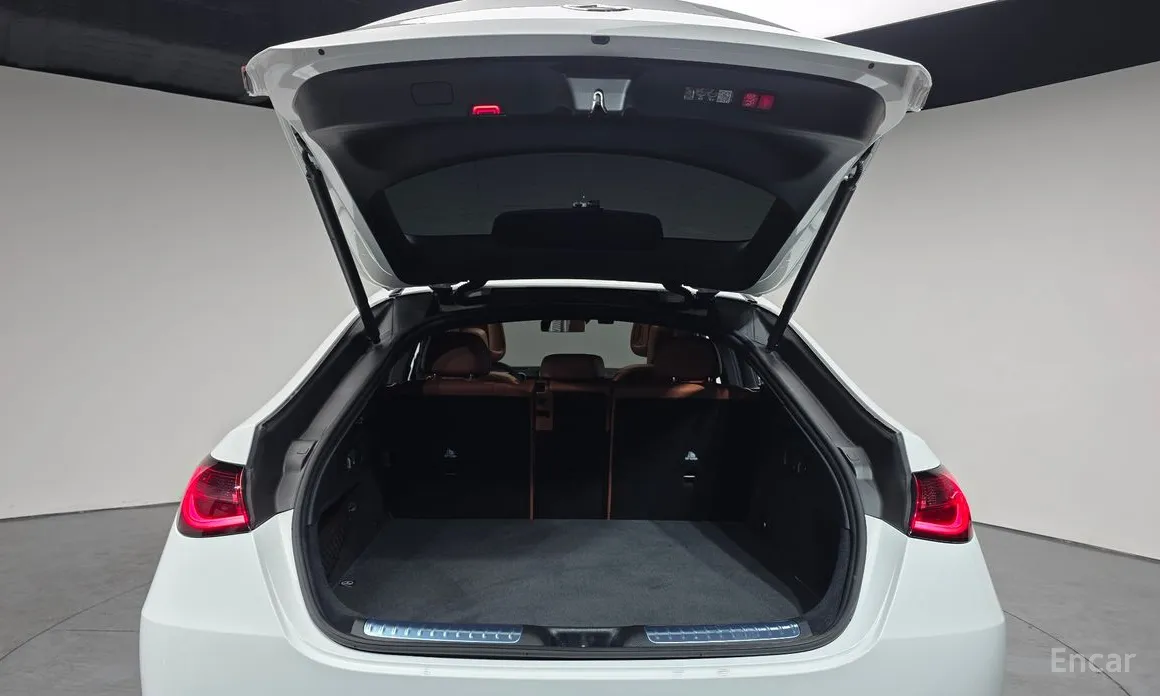 Фото 20 - Mercedes-Benz GLC-Class