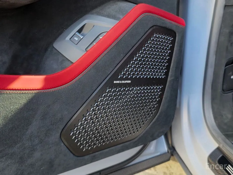 Фото 11 - Lamborghini Urus