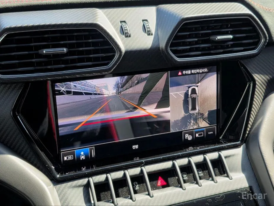 Фото 13 - Lamborghini Urus