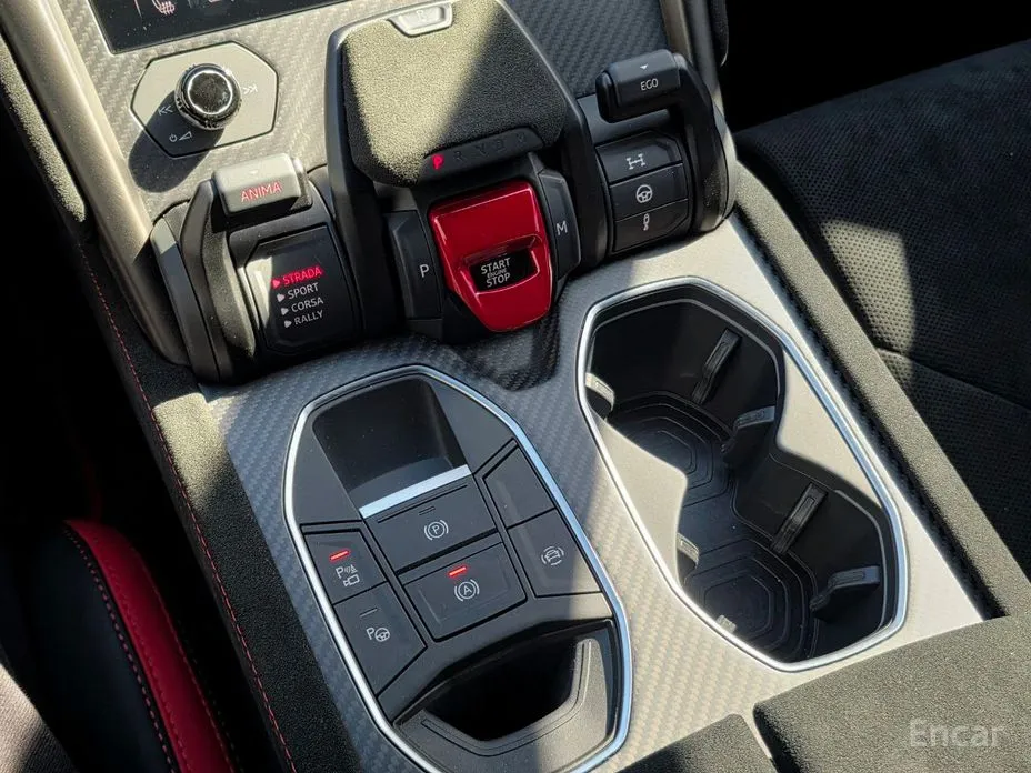 Фото 9 - Lamborghini Urus