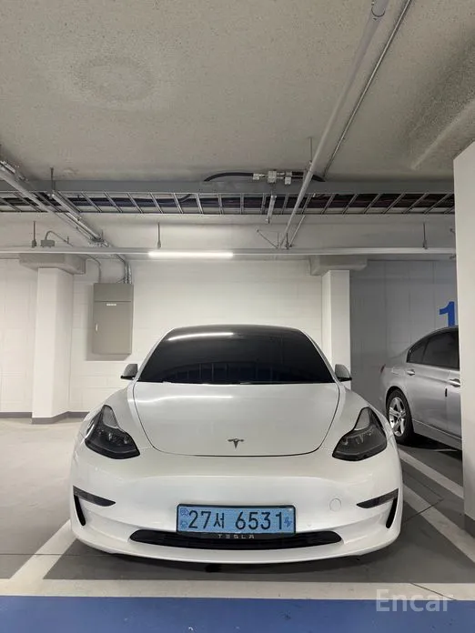 Фото 1 - Tesla Model 3