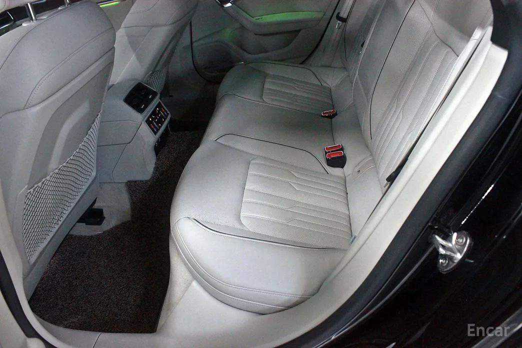 Фото 18 - Audi A7