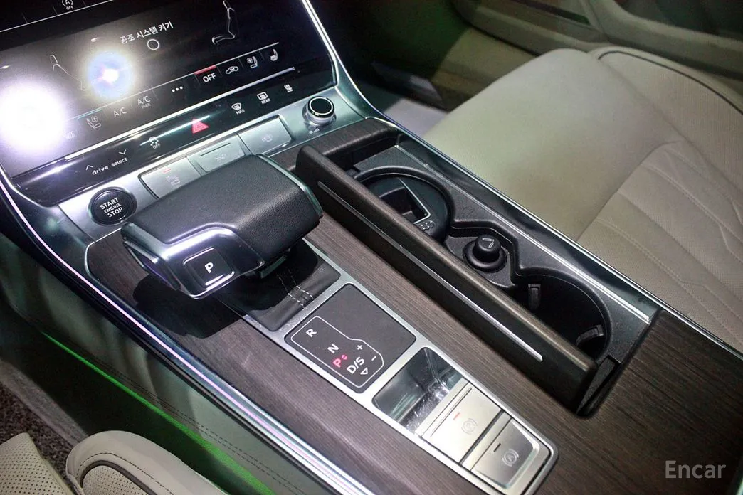 Фото 9 - Audi A7