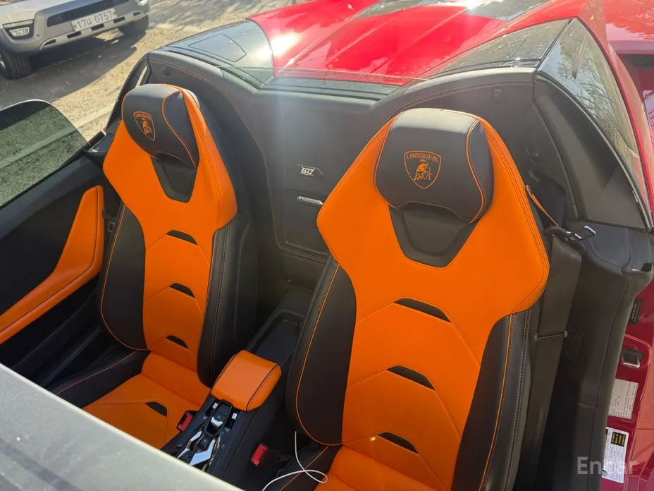 Фото 10 - Lamborghini Huracan