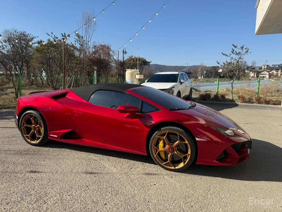 Фото 3 - Lamborghini Huracan